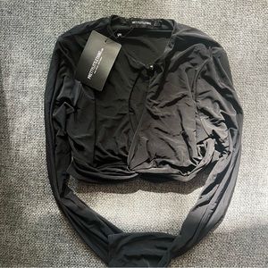NWT Pretty Little Thing Black Crop top size 8